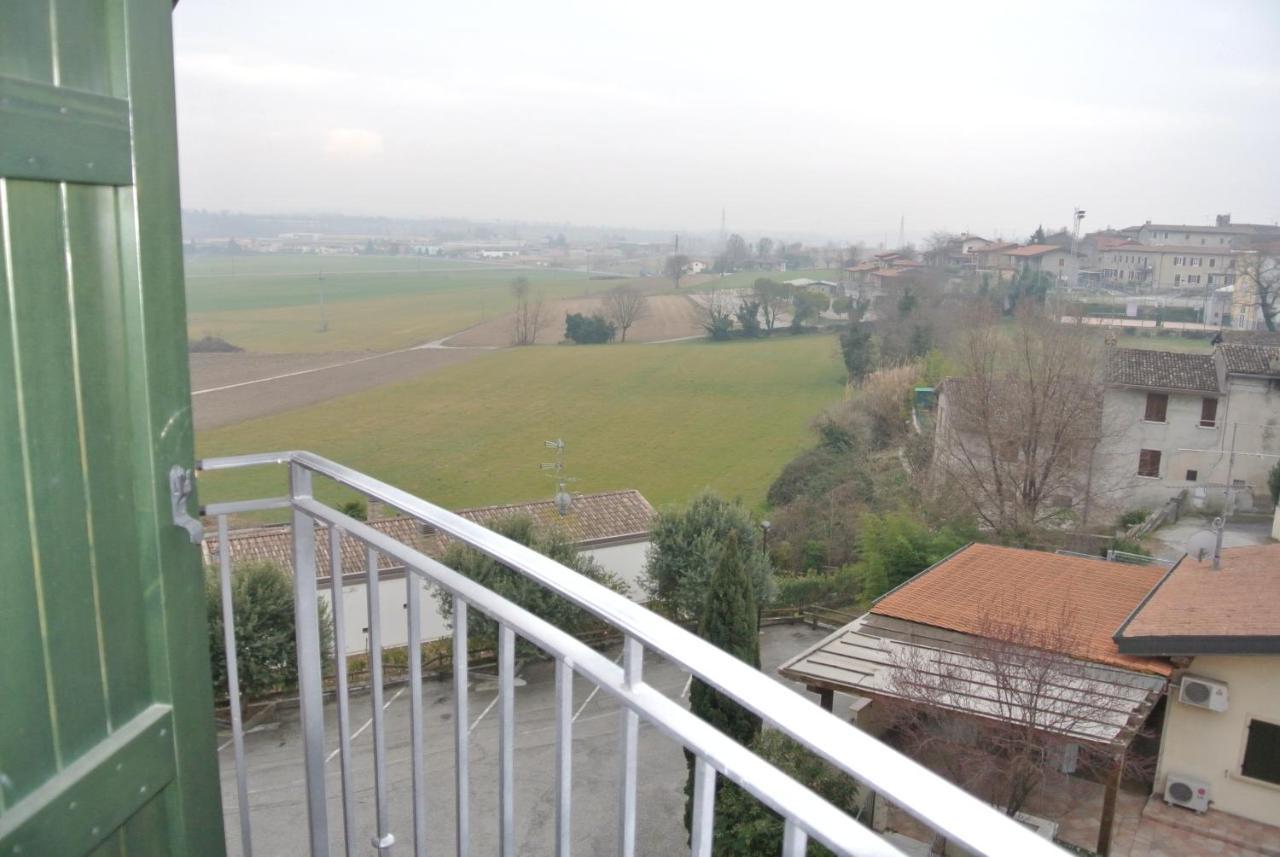 Casa Meda Tabachere Appartamento Sirmione Desenzano Del Garda ポッツォレンゴ エクステリア 写真